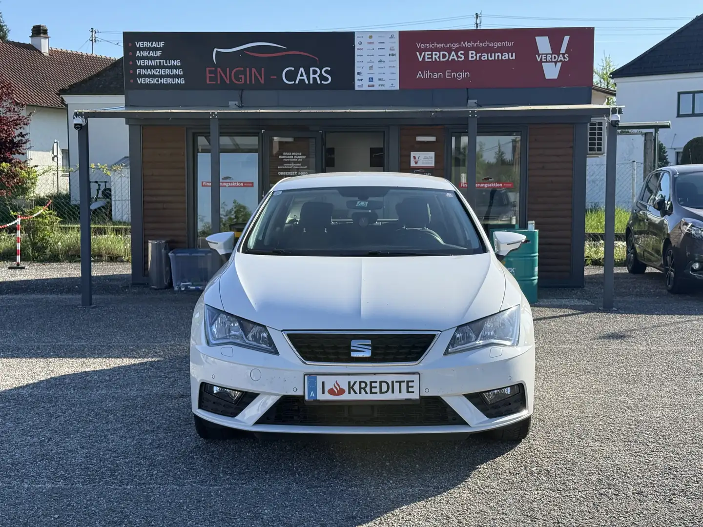 SEAT Leon Style 1,6 TDI Start-Stopp Weiß - 2