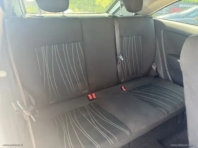 Opel Corsa view 10