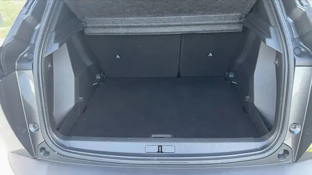 Peugeot 2008 view 14