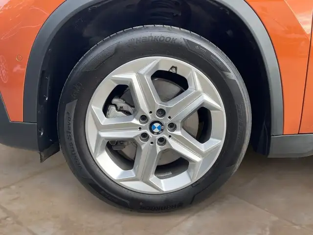 BMW X1 view 3