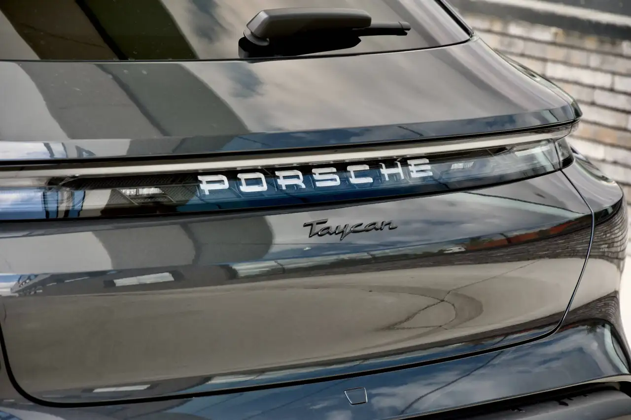 Porsche Taycan Sport 4 Turismo ** PORSCHE APPROVED 11/2027**, миниатюра 20