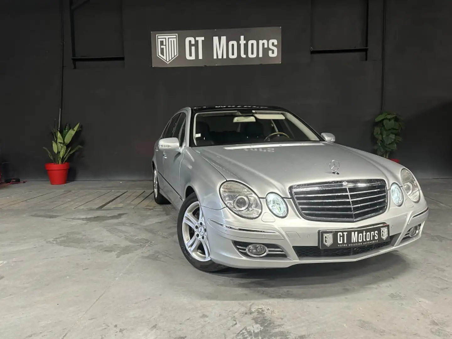 Mercedes-Benz E 500 500 PACK LUXE AVANTGARDE 7GTRO - 2