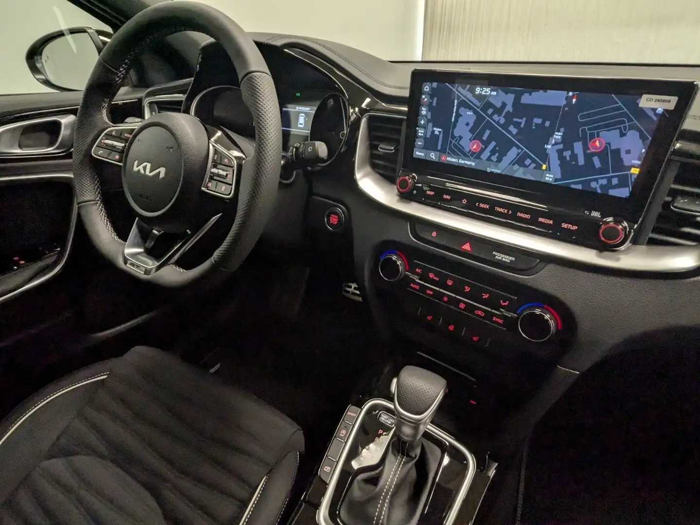 Kia Ceed / cee'd Ceed SW 1.5 T-GDI DCT GT Line Kamera, Navi Grau - 2