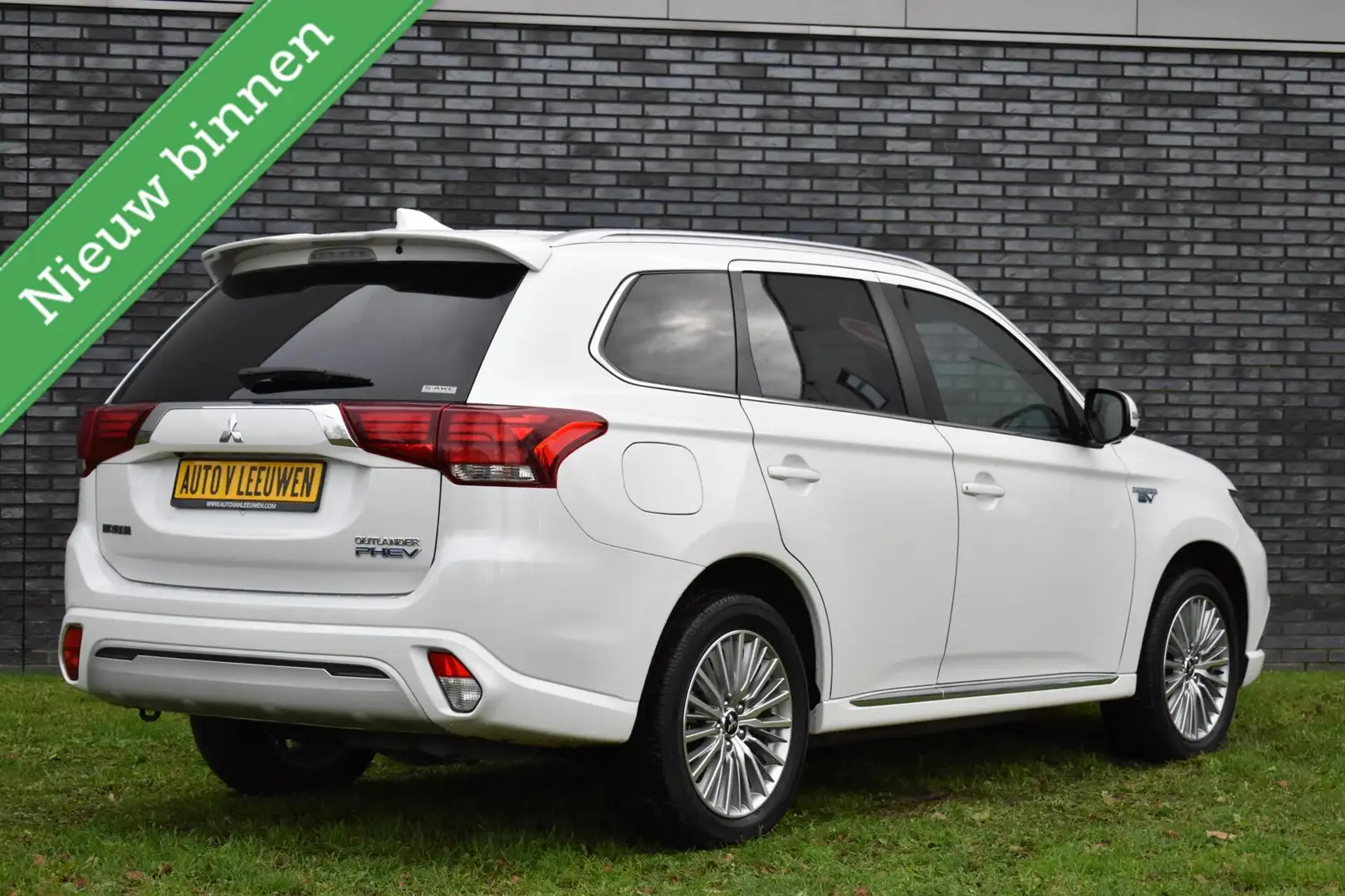 Mitsubishi Outlander 2.4 PHEV NAVIGATIE/CAMERA/CARPLAY-ANDROID/LEDER AL Wit - 2