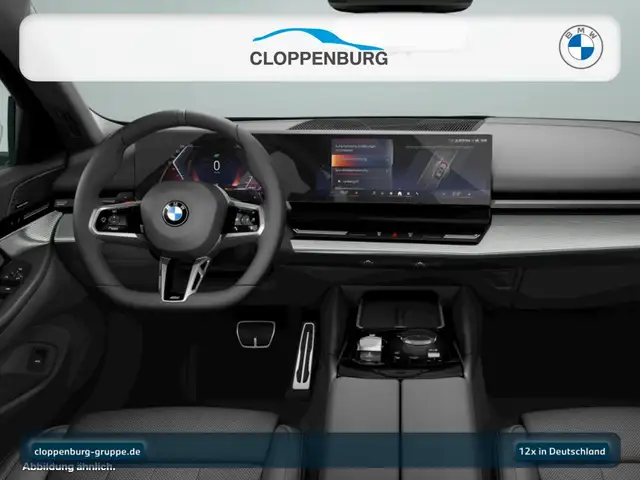 BMW 5 Series view 4