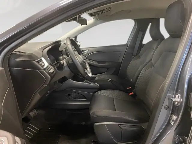 Renault Clio view 7