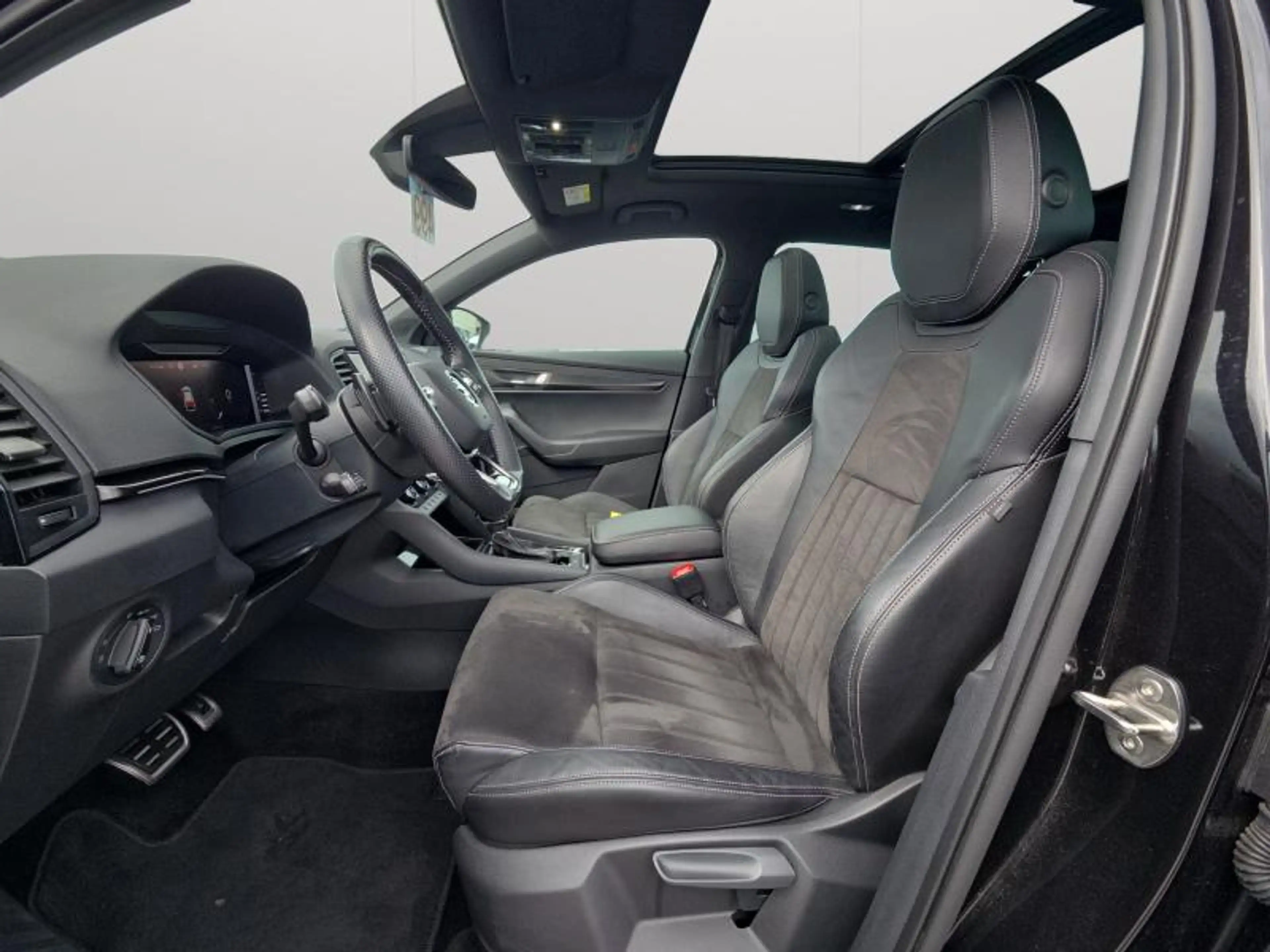 Skoda Karoq 2.0 TSI 4x4 Sportline / Essence — photo 11