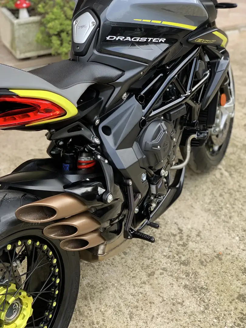 MV Agusta Dragster 800 RR - 2