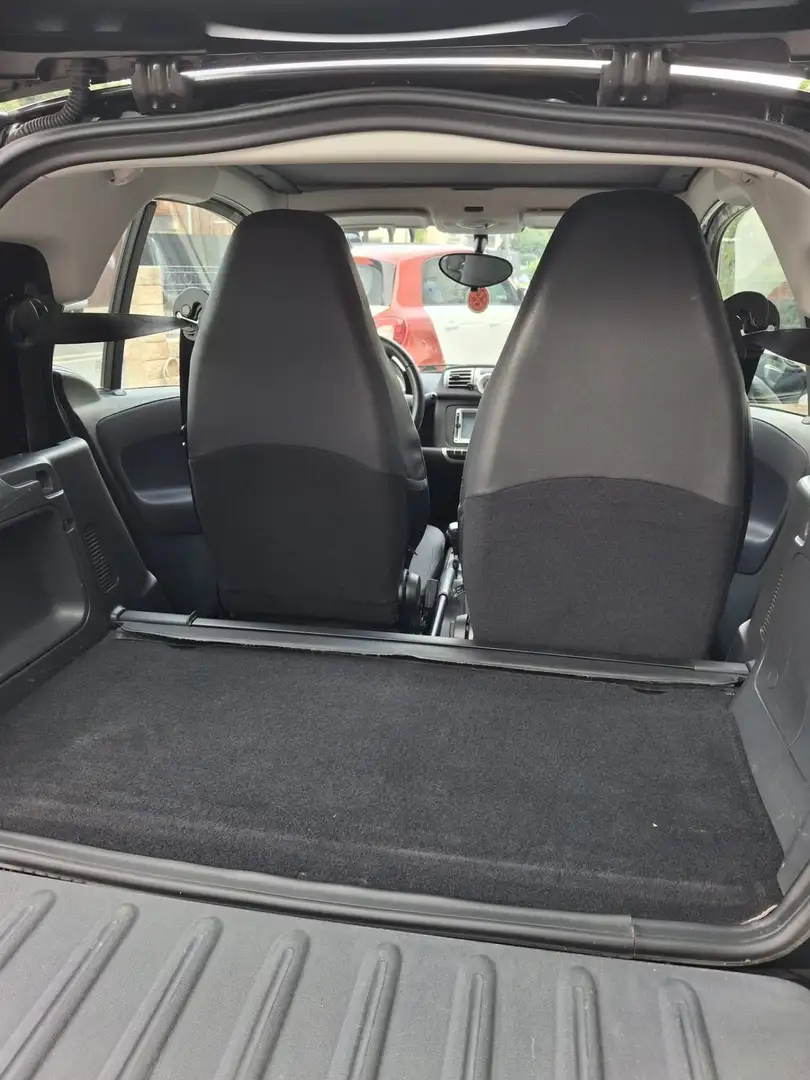 smart forTwo Micro Hybrid Drive 52kW (451.380) Schwarz - 2