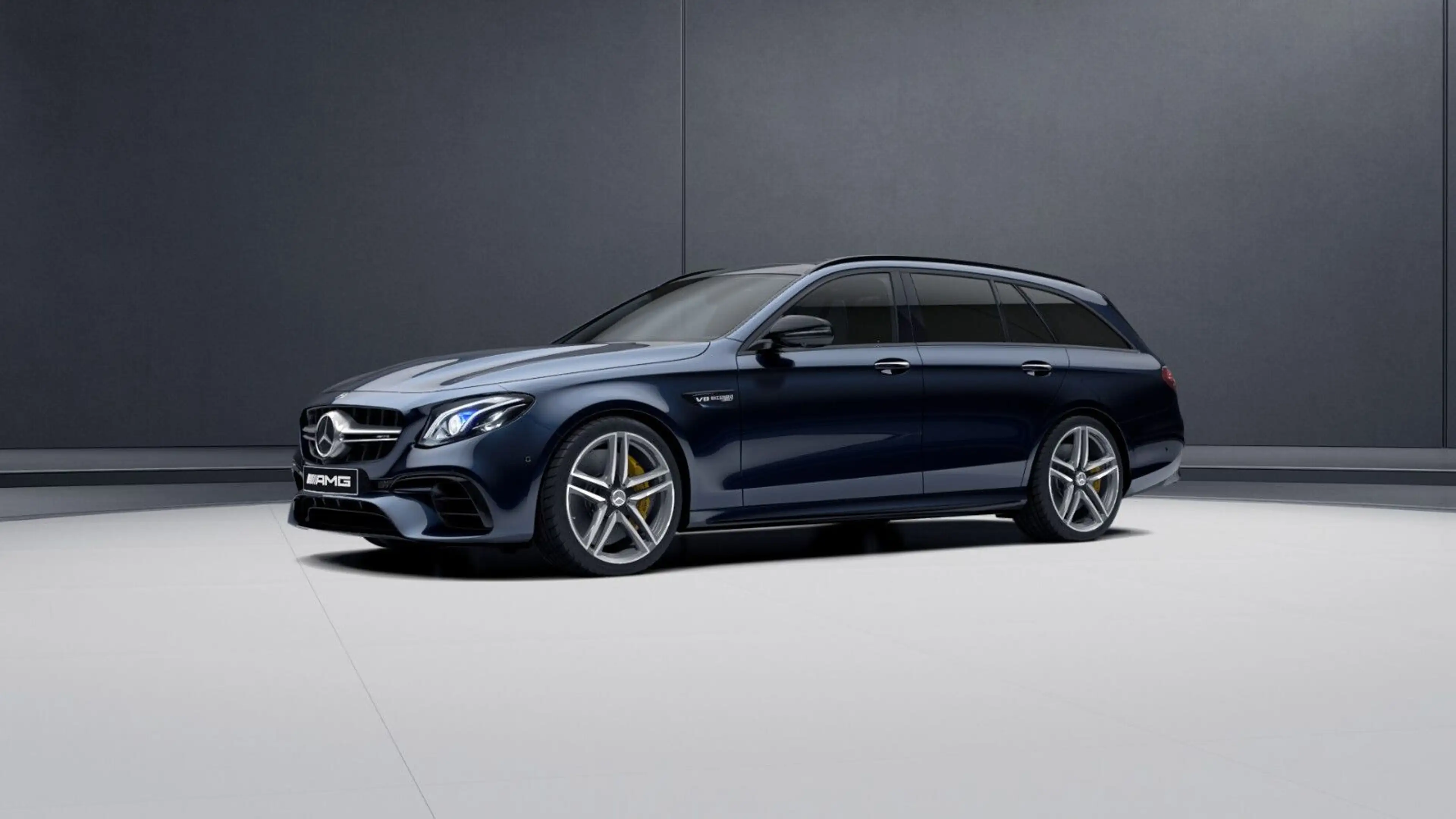 Mercedes-Benz E 63 AMG E 63 S AMG 4M #MANUFAKTUR #KERAMIK #PANO #MEGA — photo 4