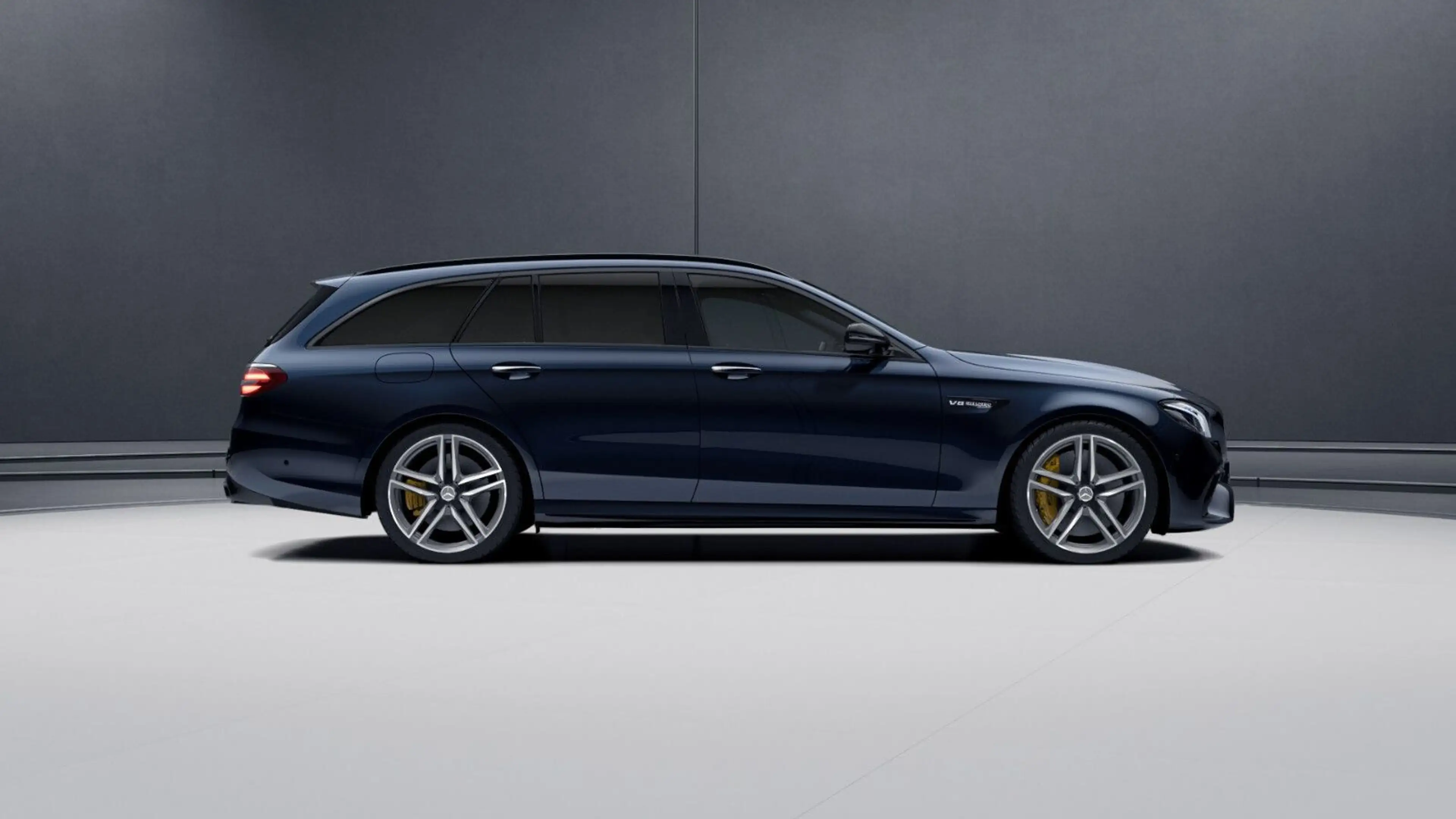Mercedes-Benz E 63 AMG E 63 S AMG 4M #MANUFAKTUR #KERAMIK #PANO #MEGA — photo 9
