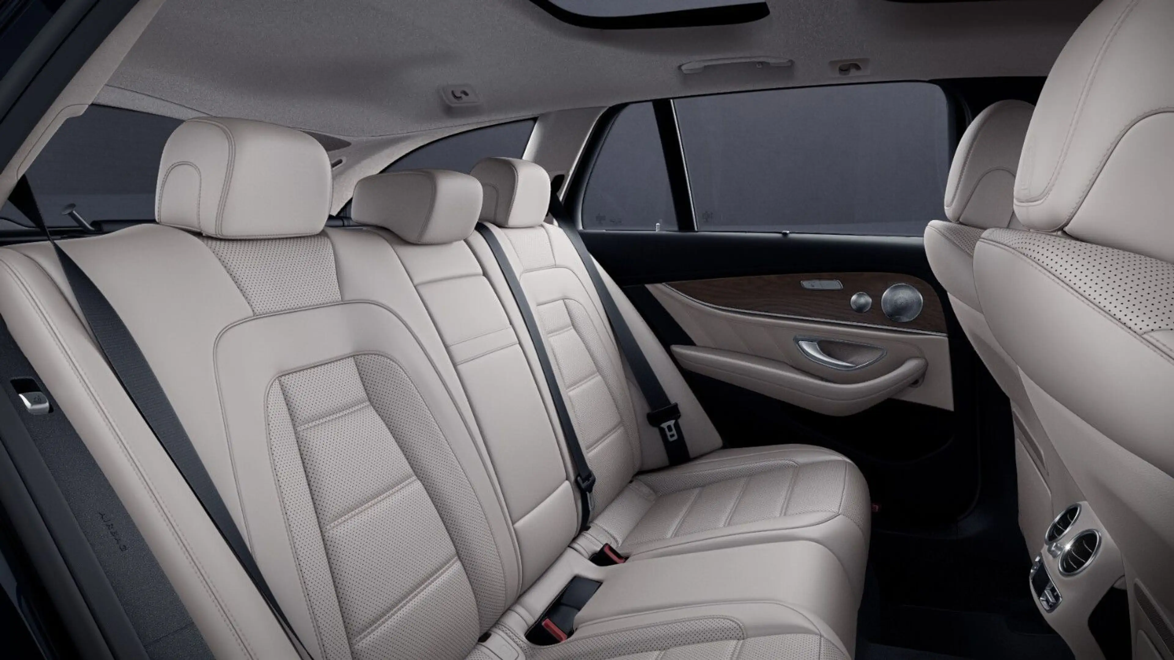 Mercedes-Benz E 63 AMG E 63 S AMG 4M #MANUFAKTUR #KERAMIK #PANO #MEGA — photo 12