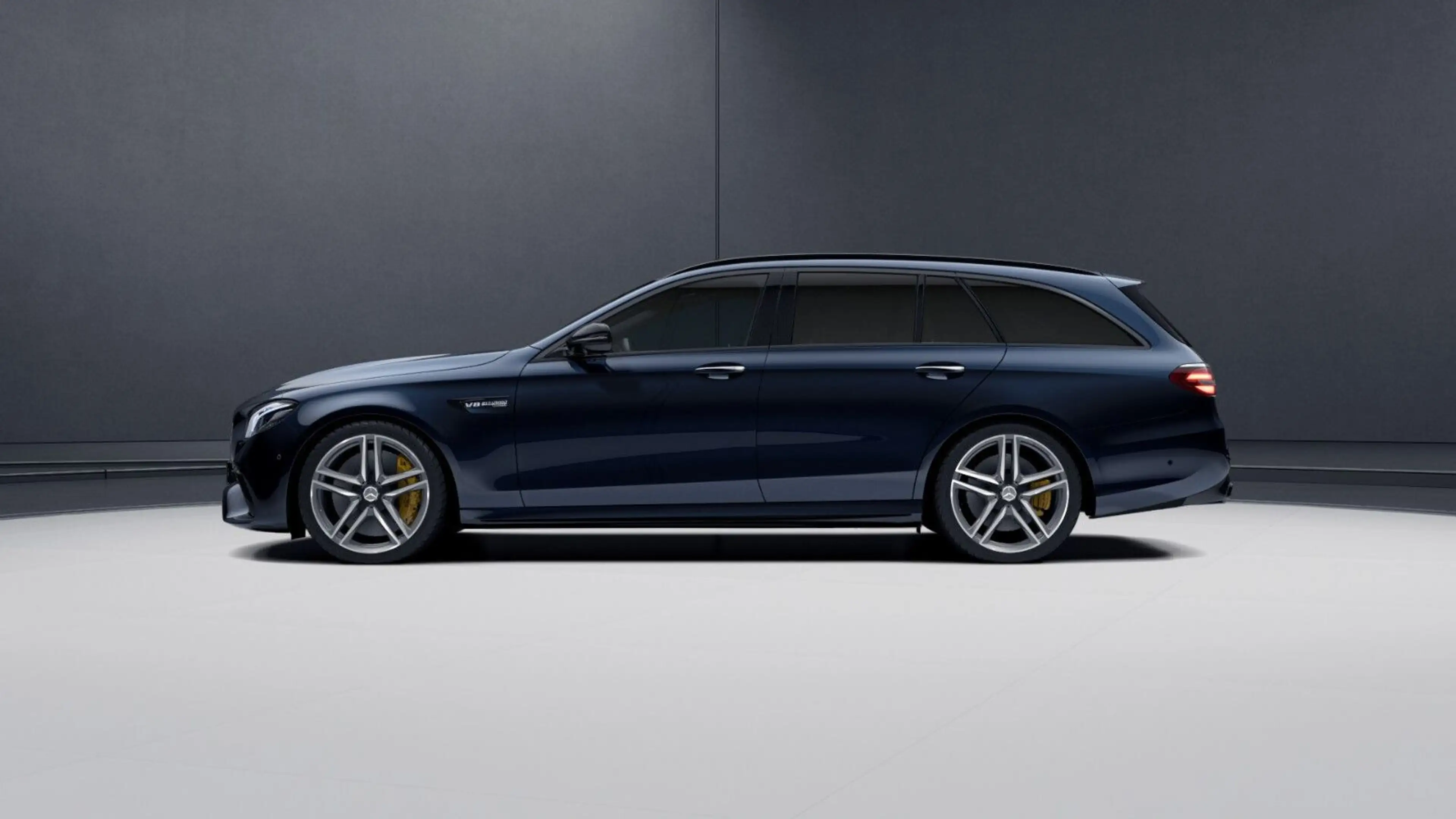 Mercedes-Benz E 63 AMG E 63 S AMG 4M #MANUFAKTUR #KERAMIK #PANO #MEGA — photo 5