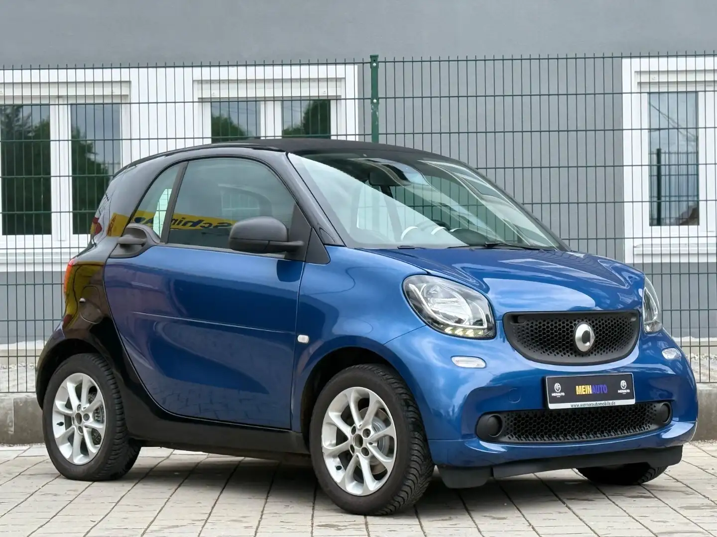 smart forTwo fortwo coupe /KLIMA/TEMP/SITZ-HEIZUNG Schwarz - 2