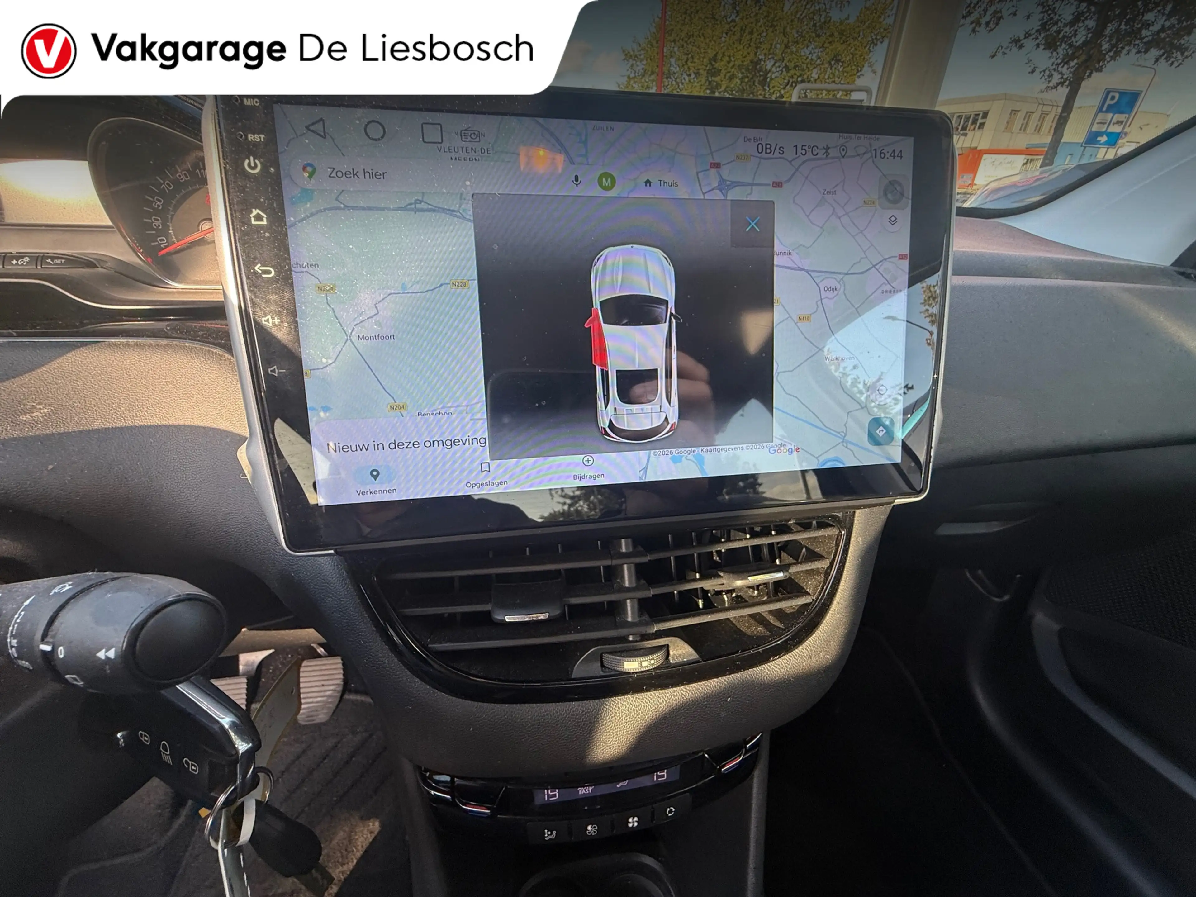 Peugeot 208 1.2 PureTech Style Pack/airco/navi/trekhaak/boeken — photo 12