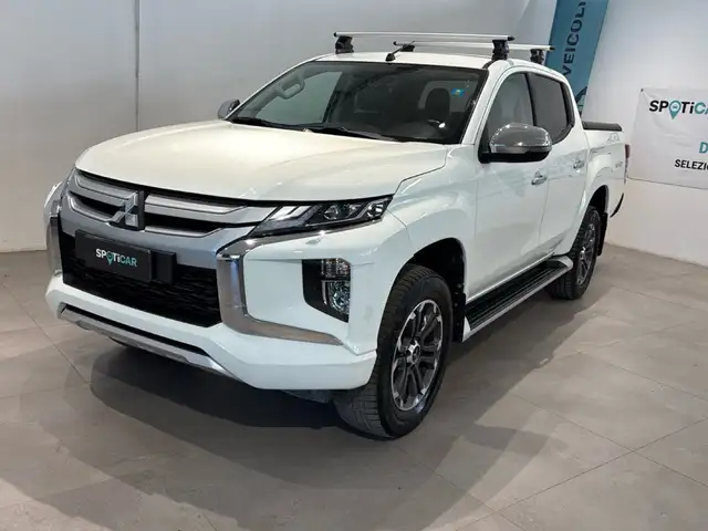 2022 Mitsubishi L200 in White for sale