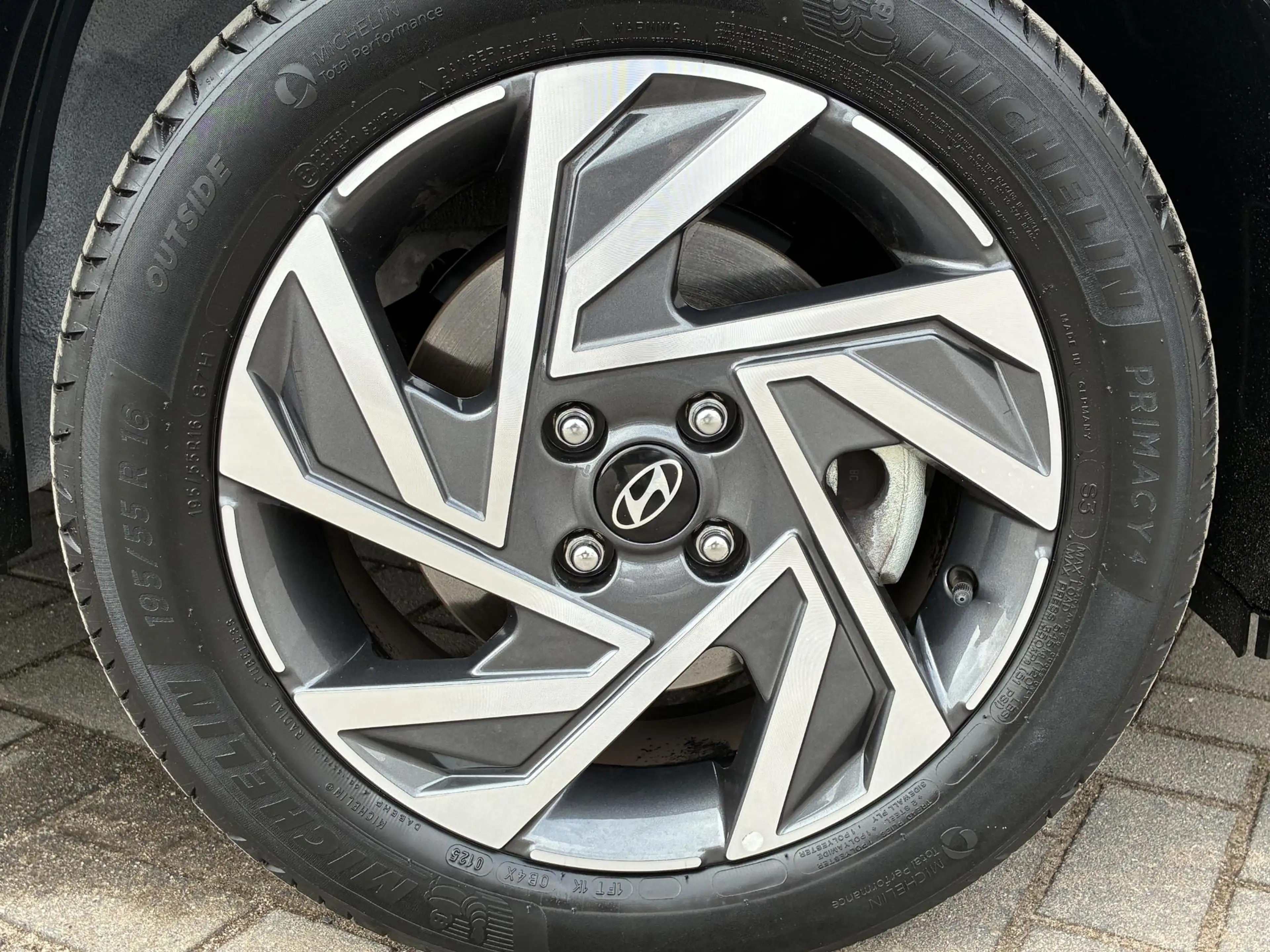 Hyundai BAYON 1.0 T-GDI Comfort / Fabrieksgarantie t/m 4-2030 / — photo 20