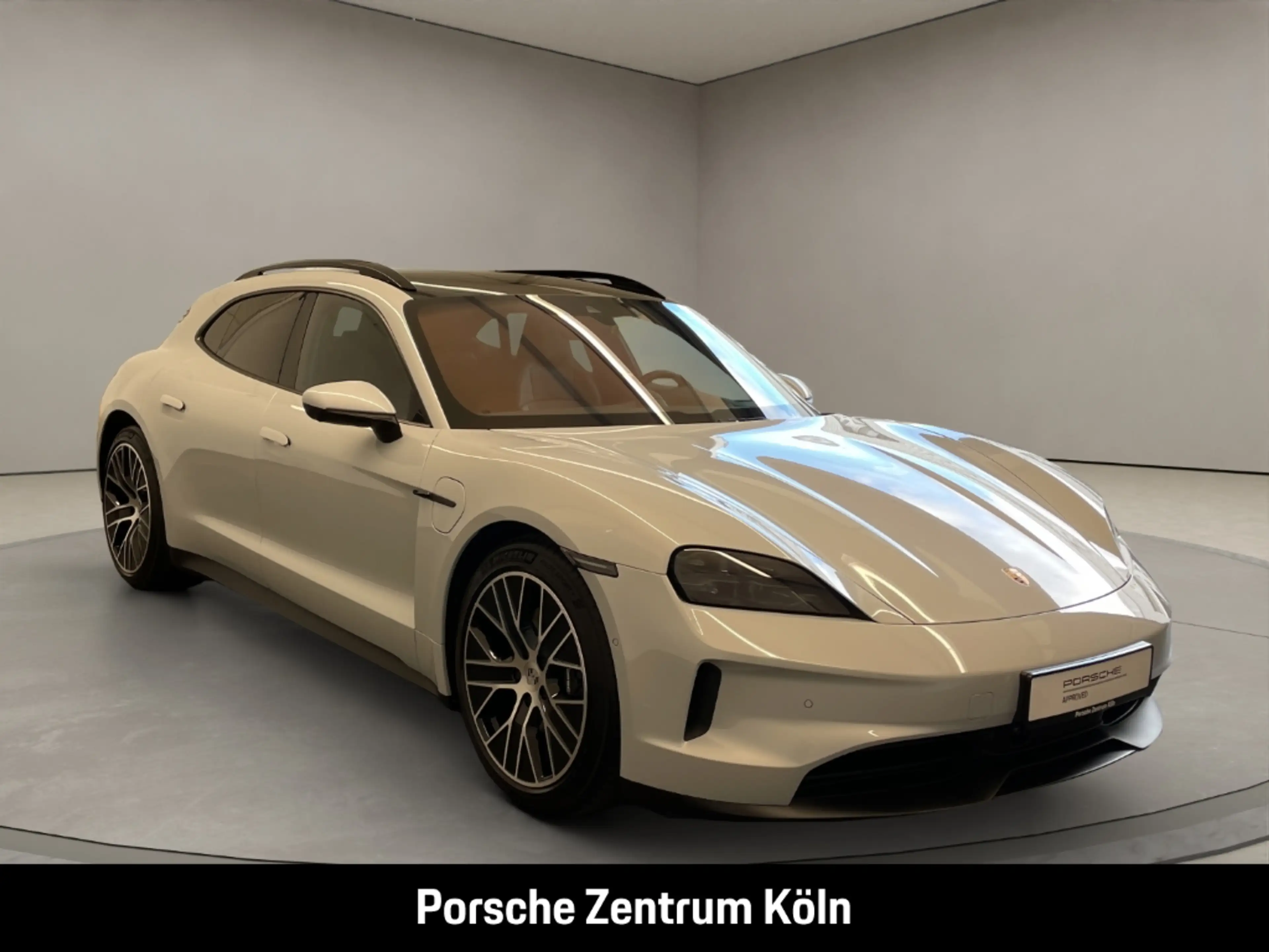 Porsche Taycan Sport Turismo InnoDrive Head-Up BOSE 20-Zoll — photo 7