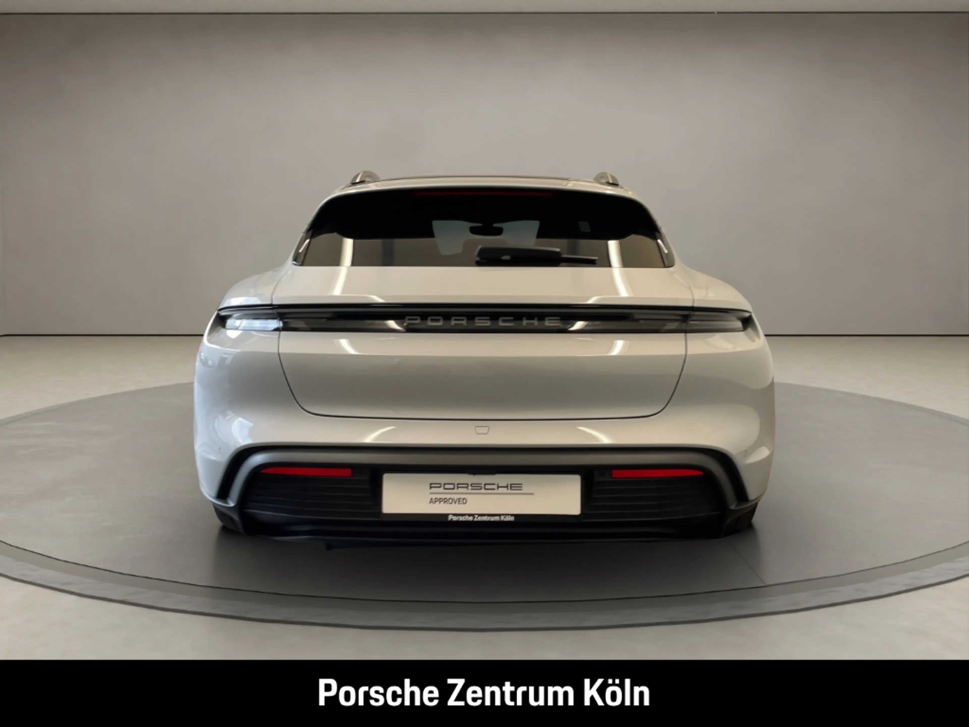 Porsche Taycan Sport Turismo InnoDrive Head-Up BOSE 20-Zoll — photo 4