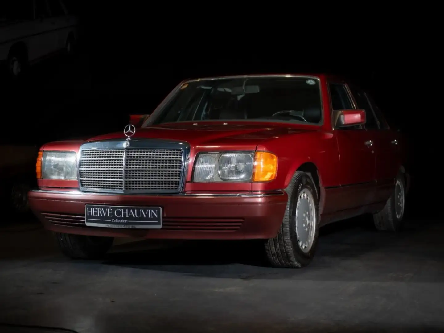 Mercedes-Benz 420 SE Rot - 2