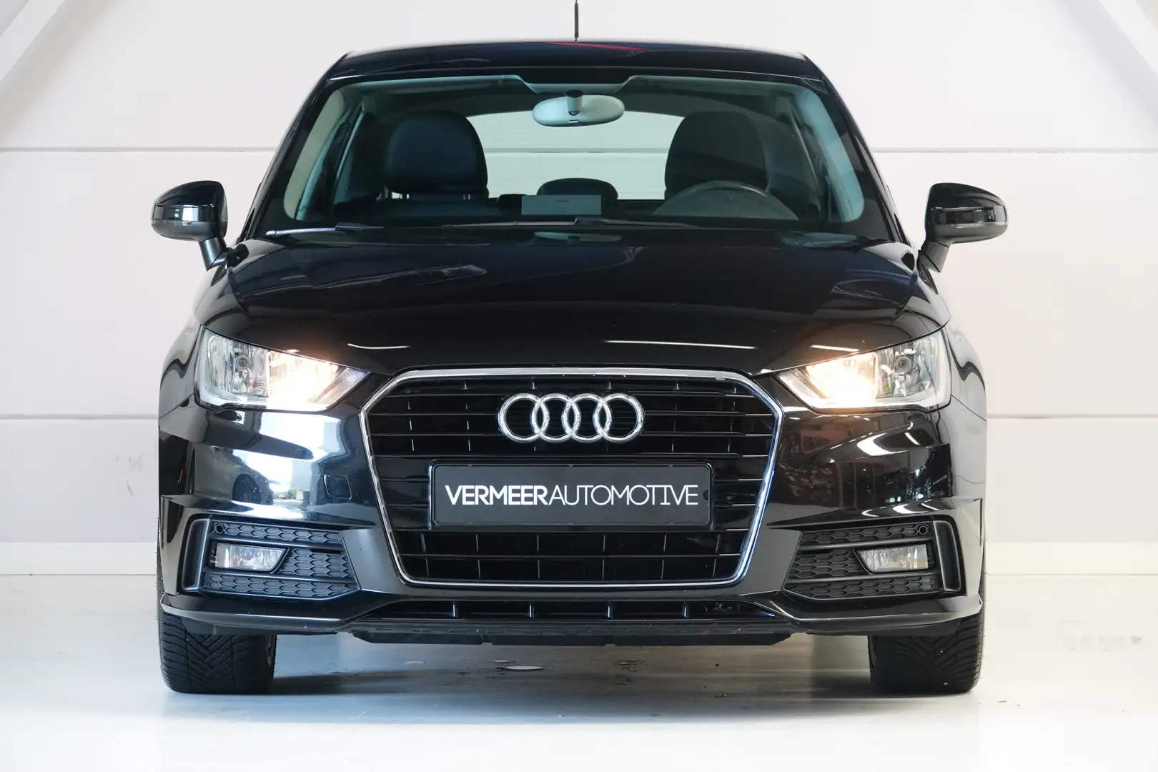 Audi A1 Sportback 1.0 TFSI Adrenalin S Line | Navi | Cruis Noir - 2