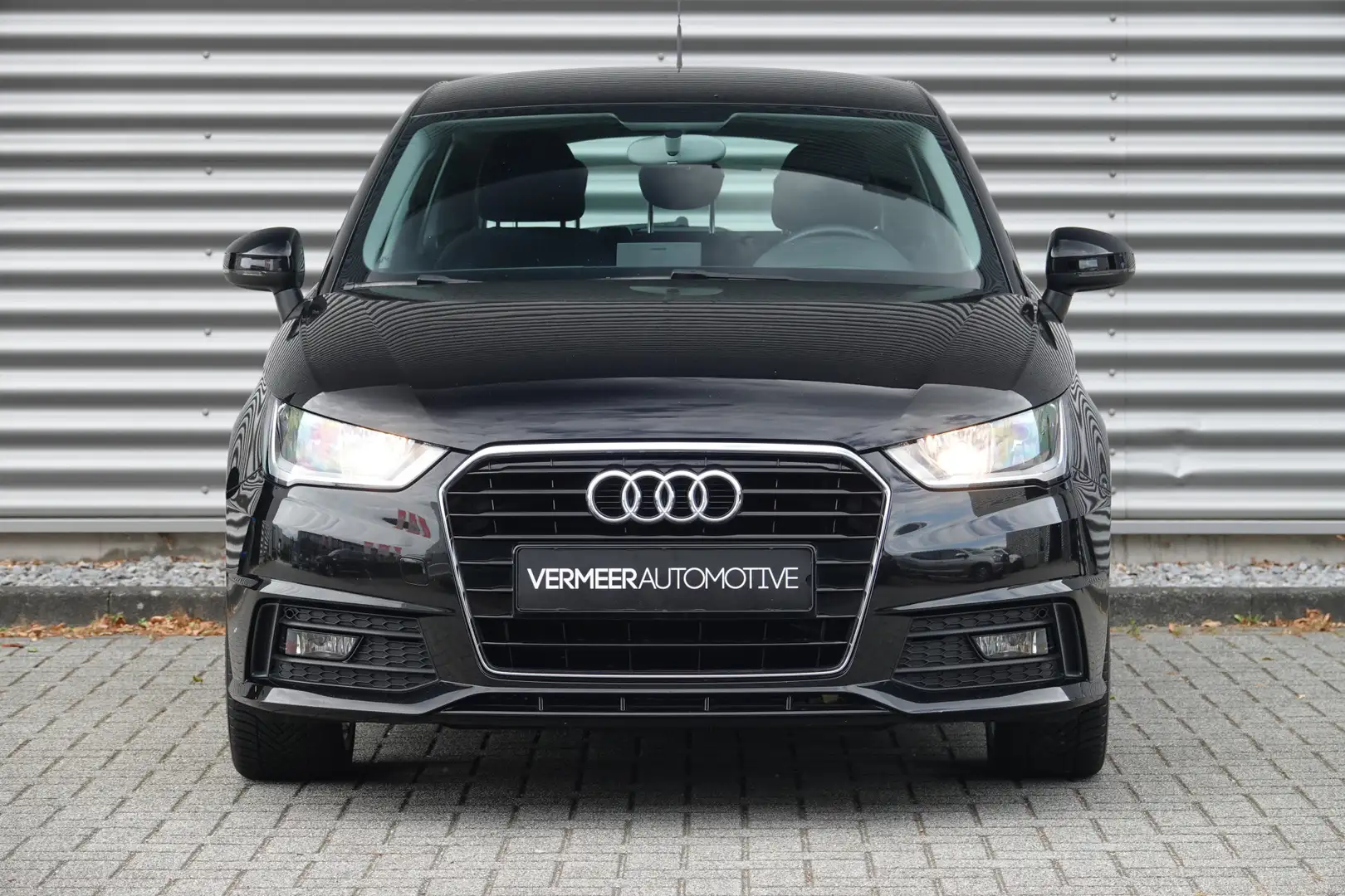 Audi A1 Sportback 1.0 TFSI Adrenalin S Line | Navi | Cruis Noir - 2