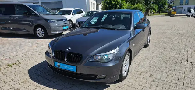 BMW 523 5er*523i*Aut.*HUD*NAVI*LEDER*2xPDC*Sportsitze*Bi-Xenon*Sitzheizung*El-Sitze*El-Lenkrad*