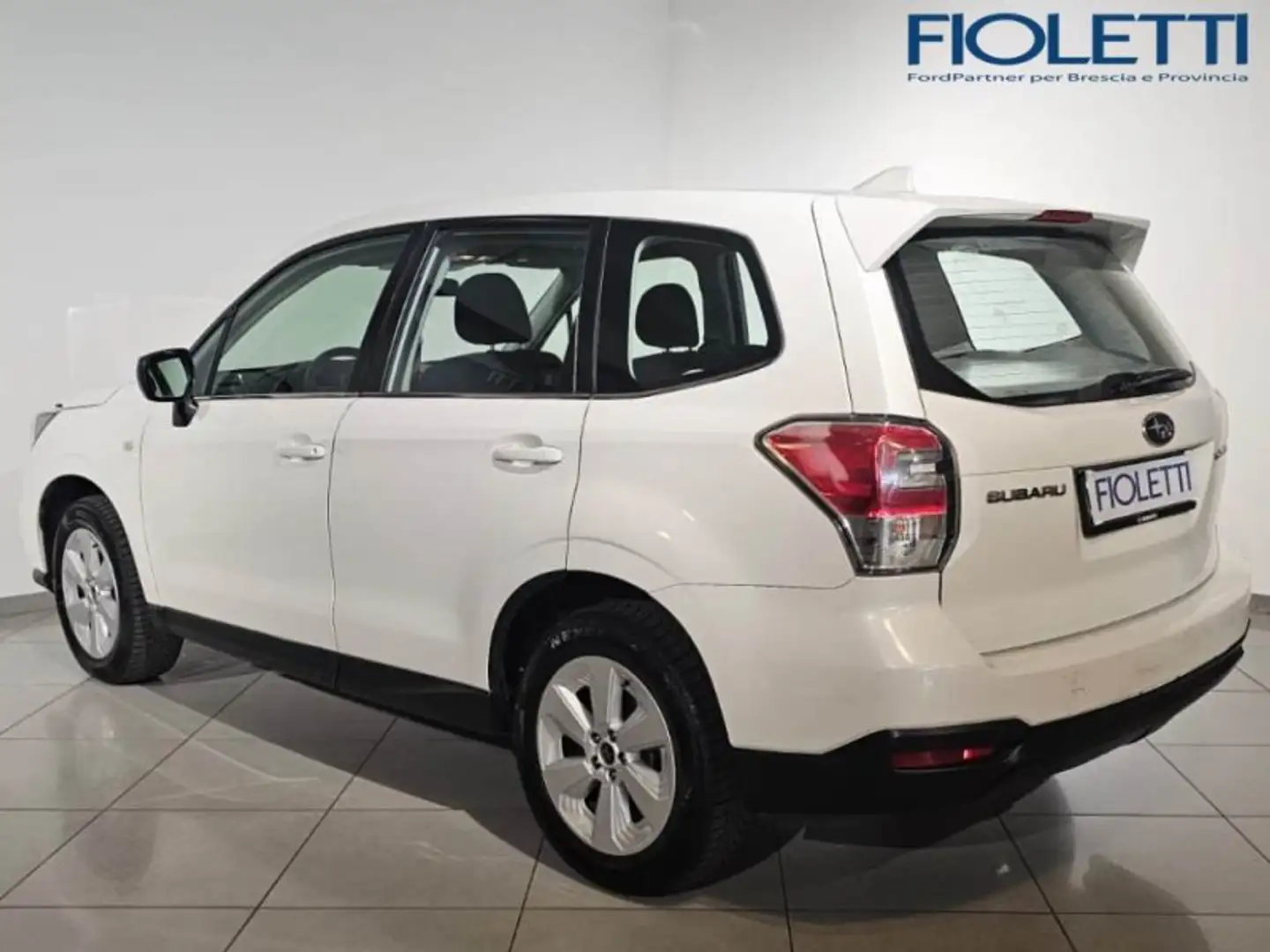Subaru Forester 4ª SERIE 2.0D STYLE Weiß - 2