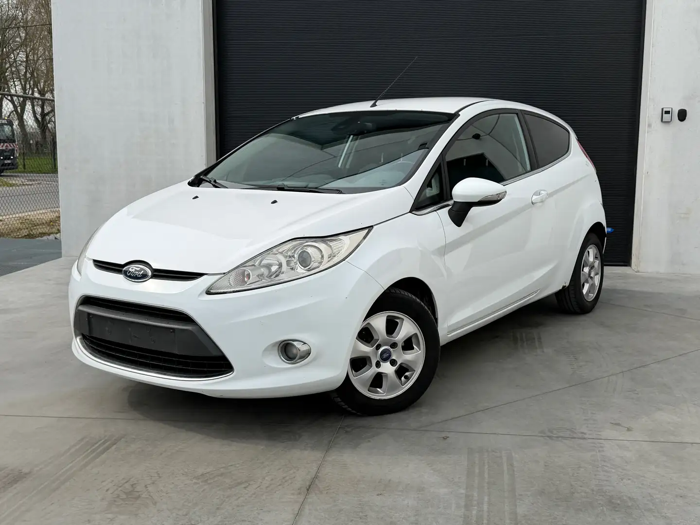 Ford Fiesta 1.6 TDCi Trend - ZO MEENEMEN/EXPORT! Weiß - 1