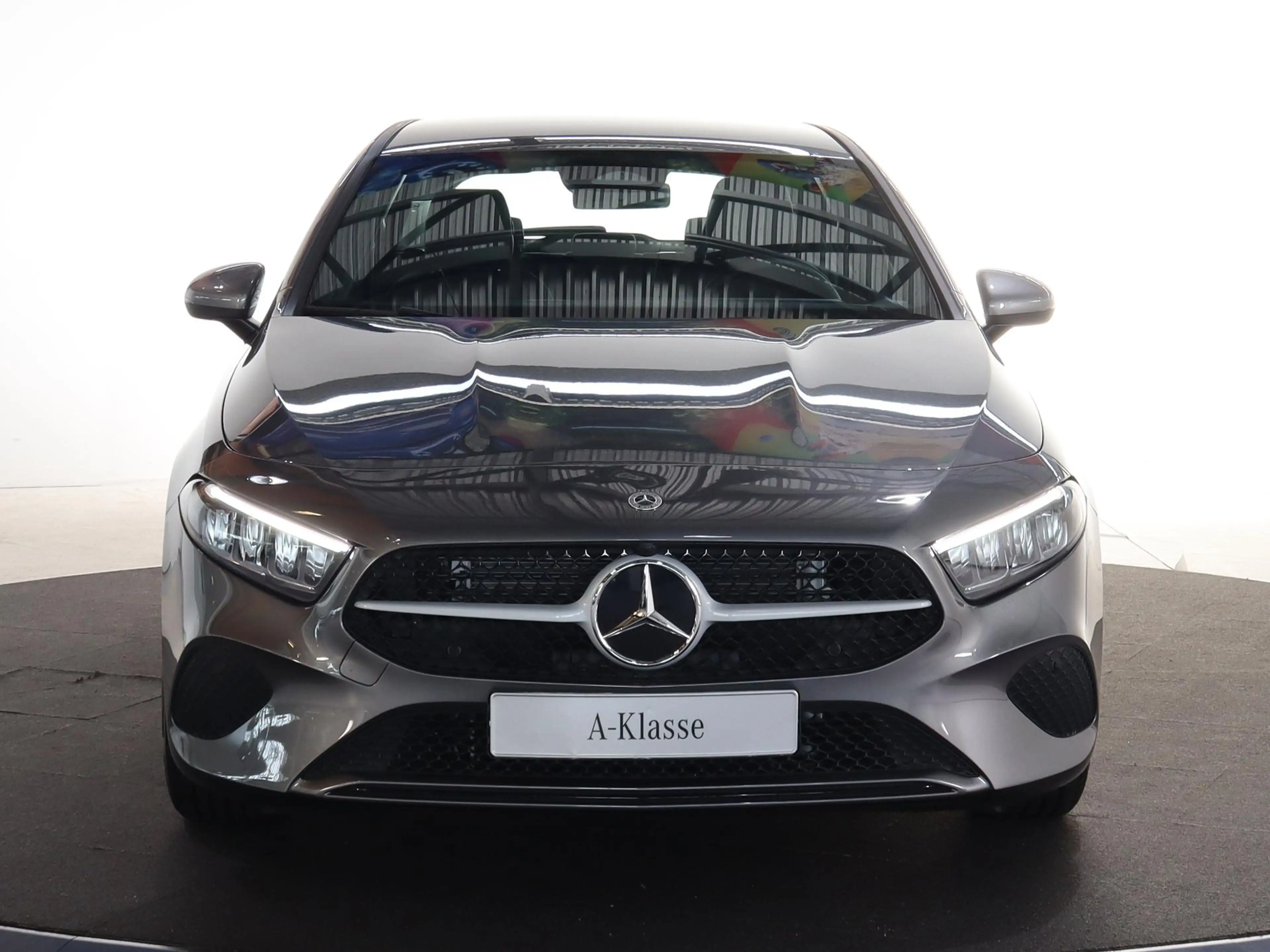Mercedes-Benz A 180 Star Edition | Voorstoelen verwarmd | Achteruitrij — photo 3
