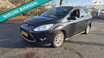 1.0 Titanium 7p. NETTE AUTO RIJDT EN SCHAKELT GOED