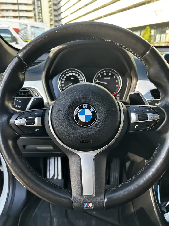 BMW X1 снимка BMW X1