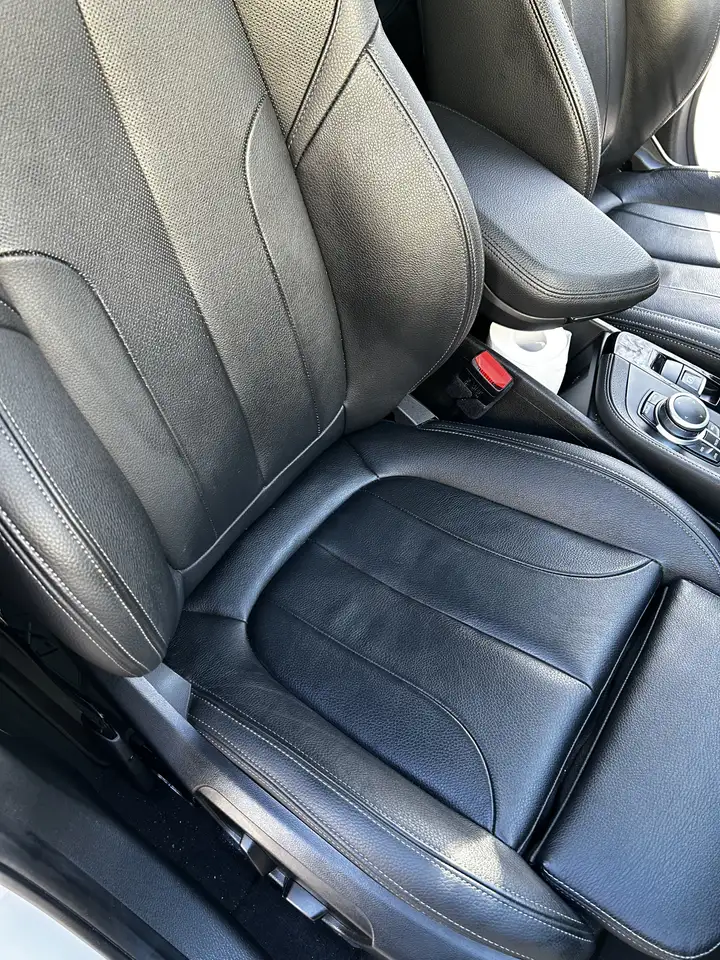 BMW X1 снимка BMW X1