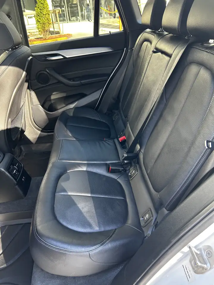 BMW X1 снимка BMW X1