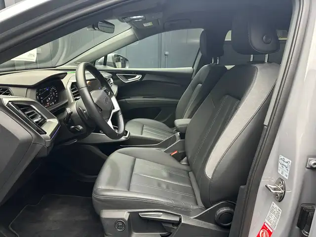 Audi Q4 e-tron view 14