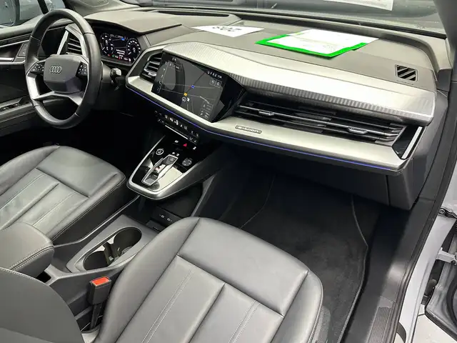 Audi Q4 e-tron view 11