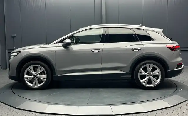 Audi Q4 e-tron view 2