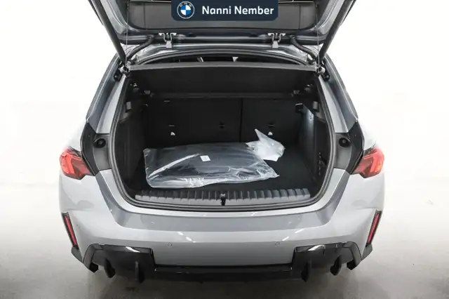 BMW 1 Series view 21