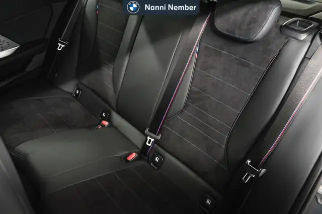 BMW 1 Series view 14