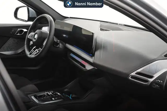 BMW 1 Series view 8