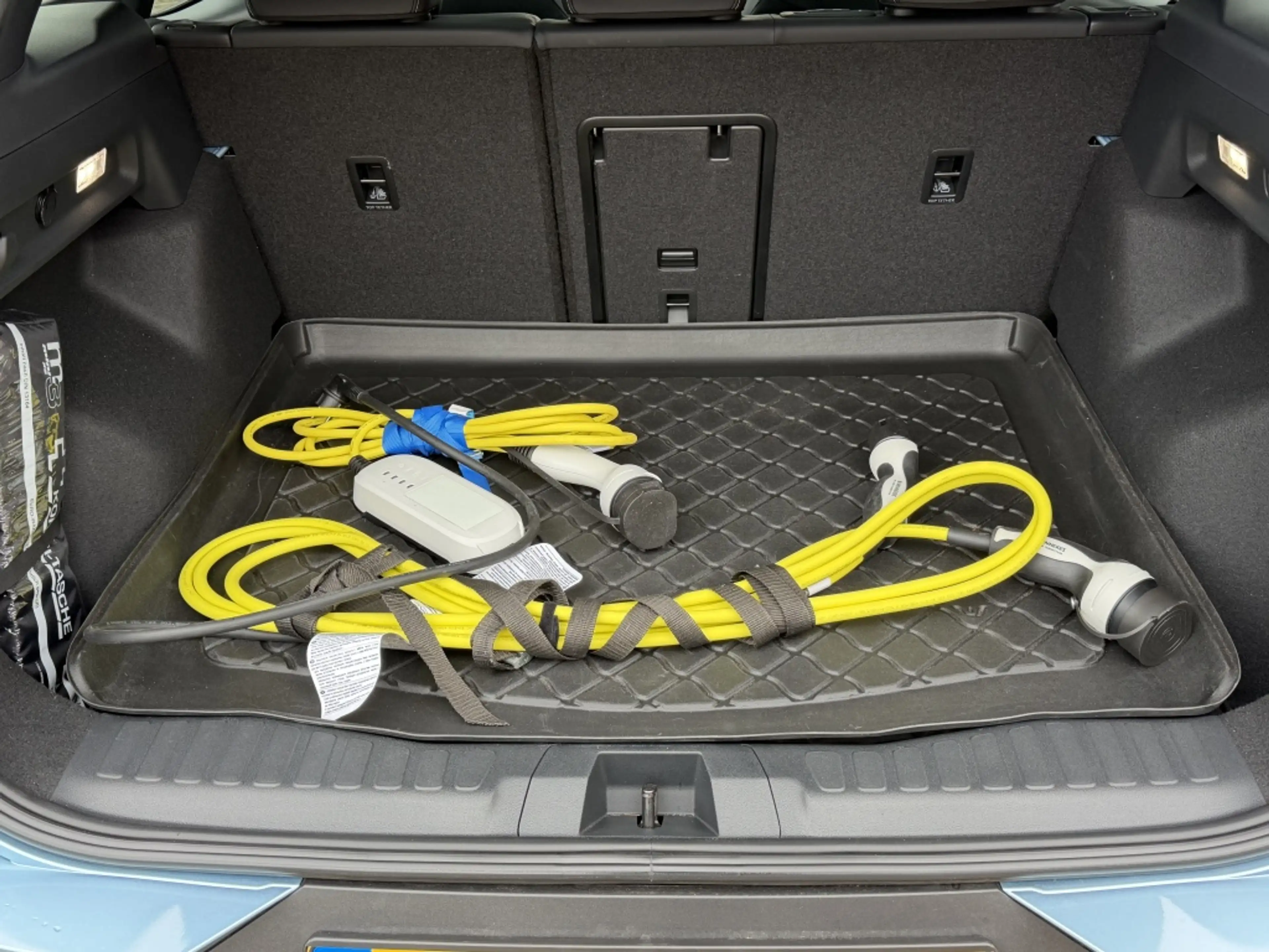 Ford Explorer Prem ExtR RWD 77 kWh — photo 12