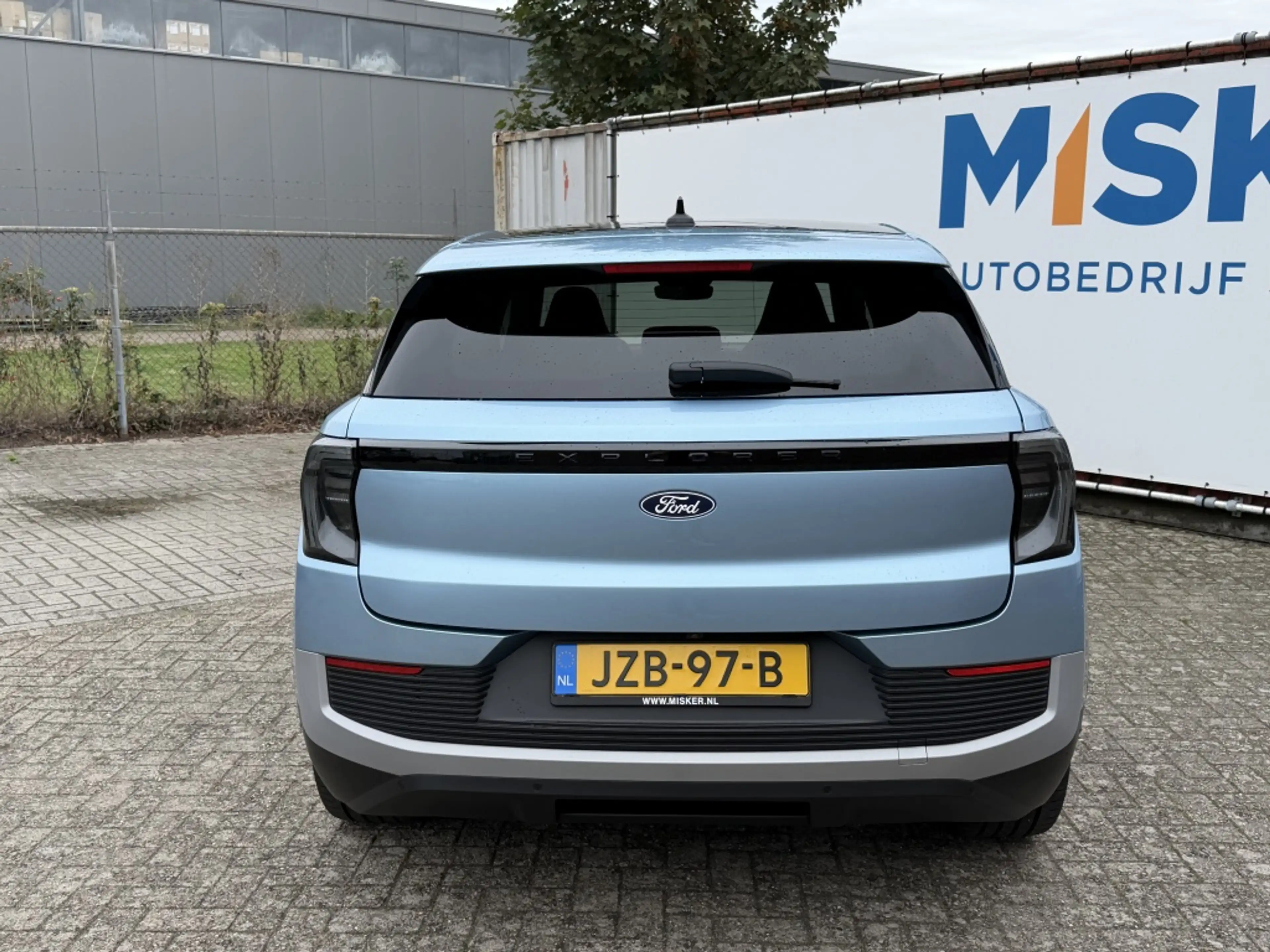 Ford Explorer Prem ExtR RWD 77 kWh — photo 11