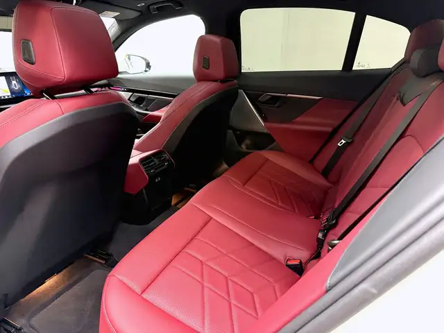 BMW M view 14