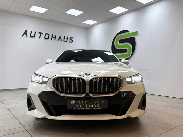 BMW M view 2