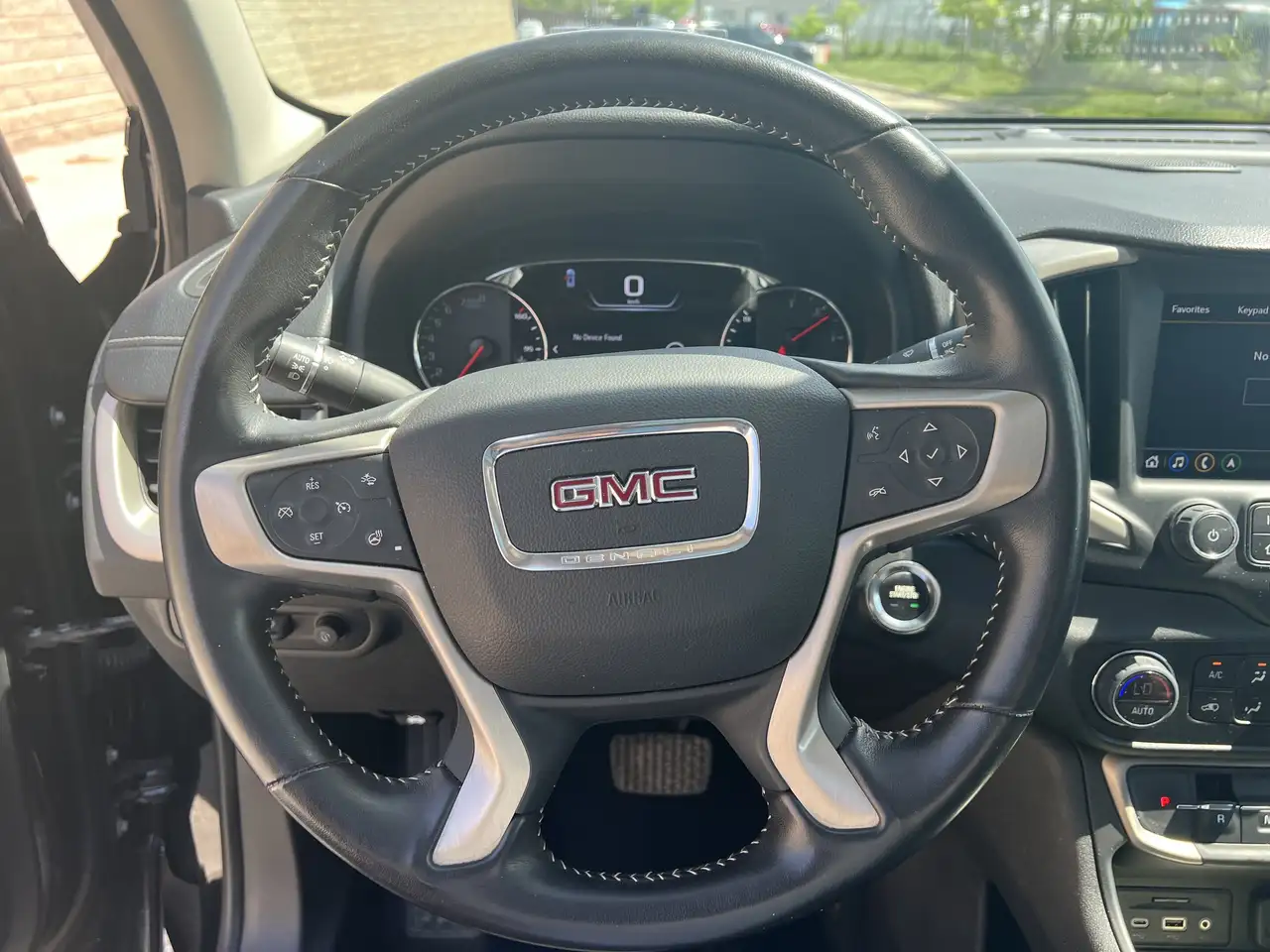 GMC Terrain снимка GMC Terrain