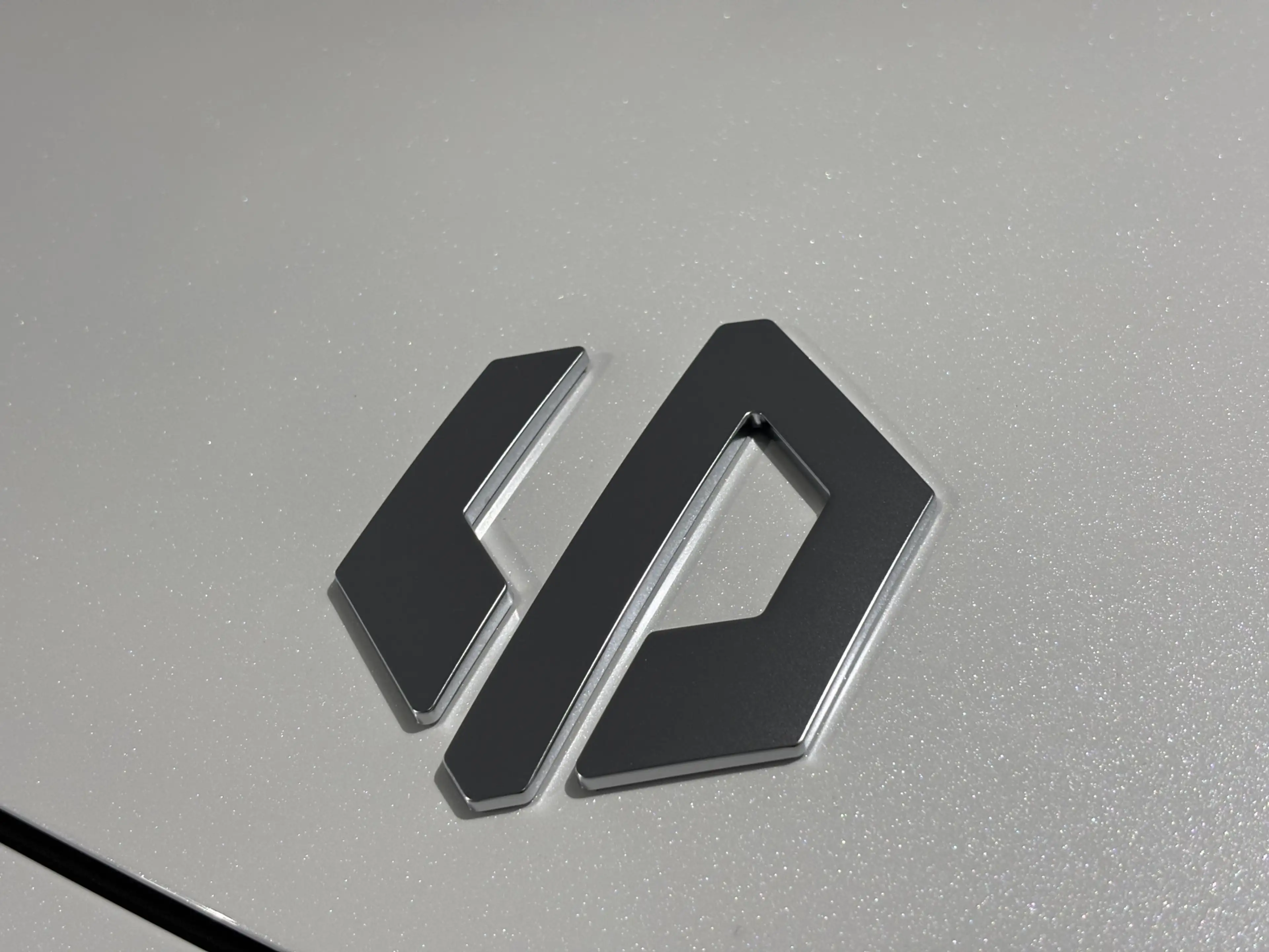 Leapmotor C10 Design REEV 28.4 kWh — photo 14