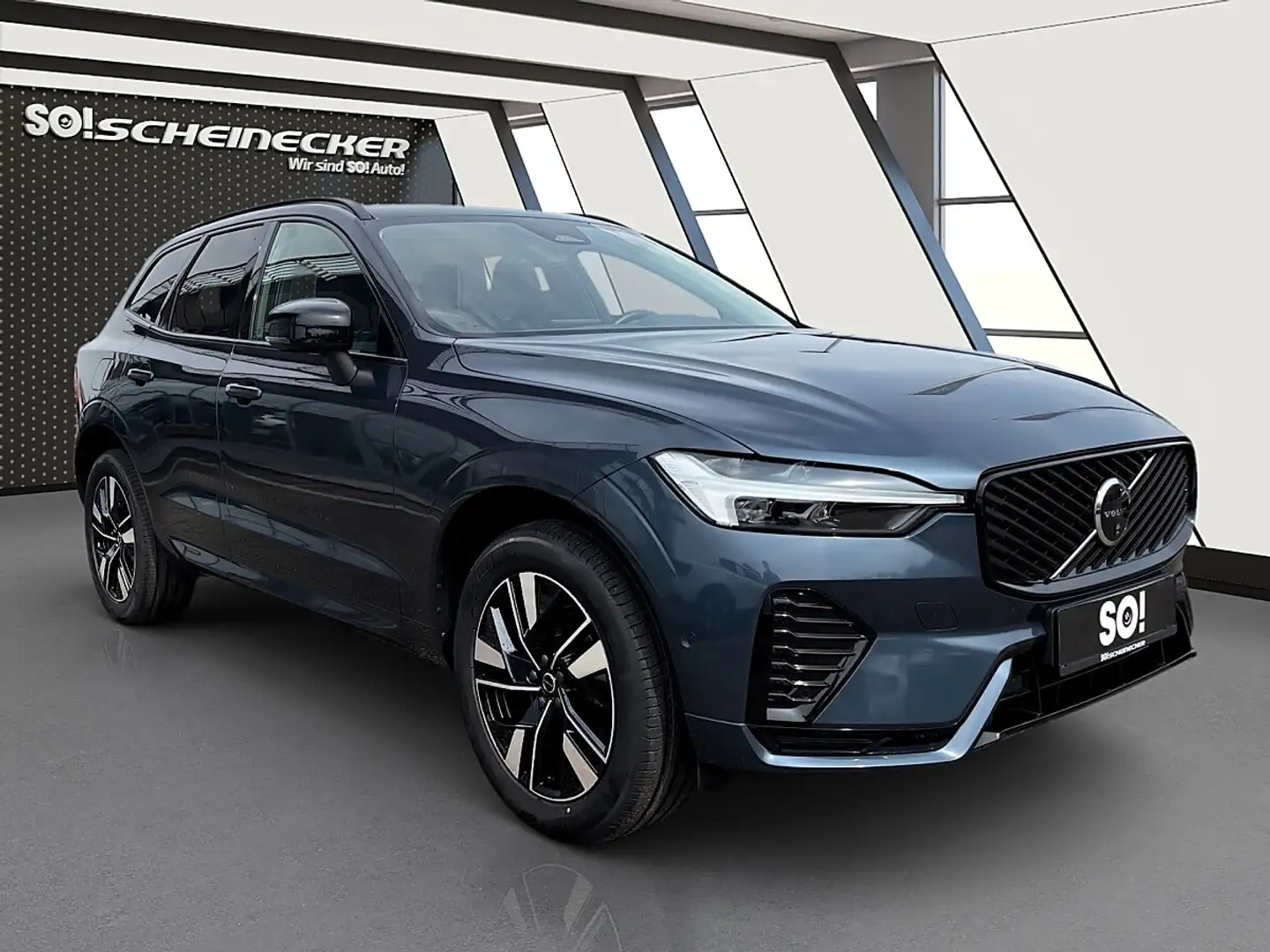 Volvo XC60 B5 AWD Plus Dark Aut. Blau - 1
