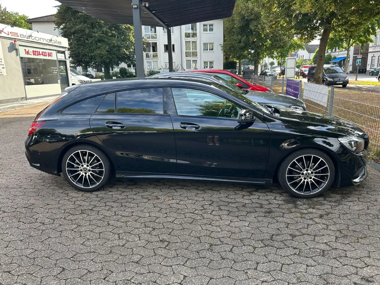 Mercedes-Benz CLA 200 Shooting Brake Aut. AMG-Line+LED+Kamera+ Noir - 2