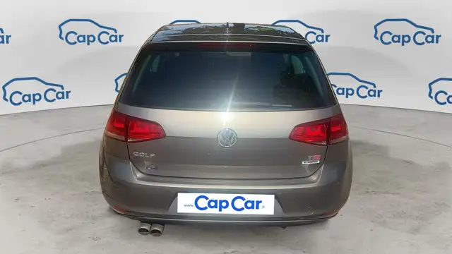 Volkswagen Golf view 3