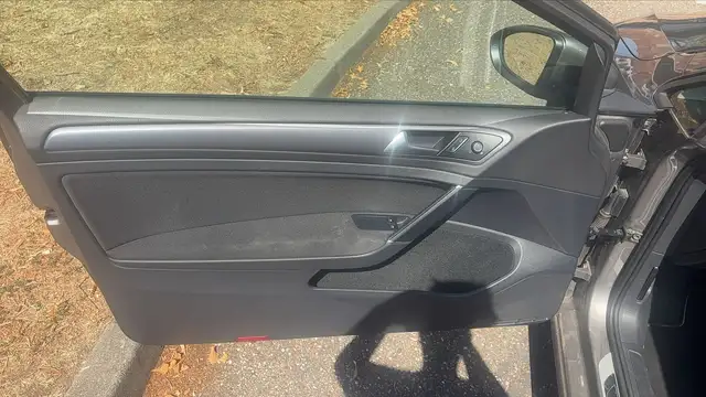 Volkswagen Golf view 7